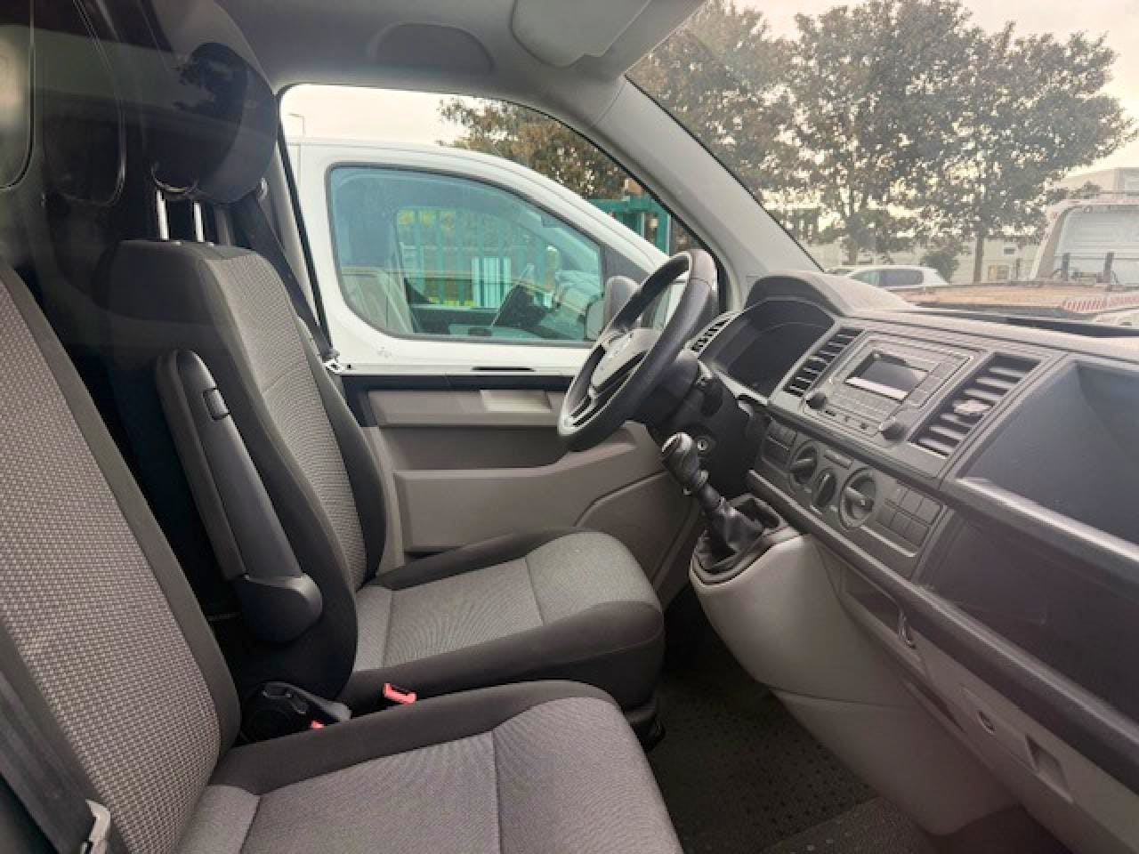 Volkswagen Transporter  2.8T L1H1 2.0 TDI 102CH occasion - Photo 5