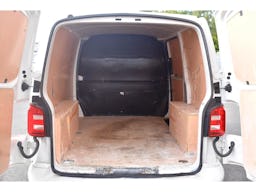 Volkswagen Transporter  L1H1 2.0 TDI 102 occasion - Photo 9