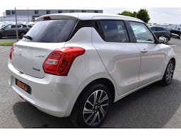 Suzuki Swift  1.2 DUALJET HYBRID 83CH PACK occasion - Photo 2