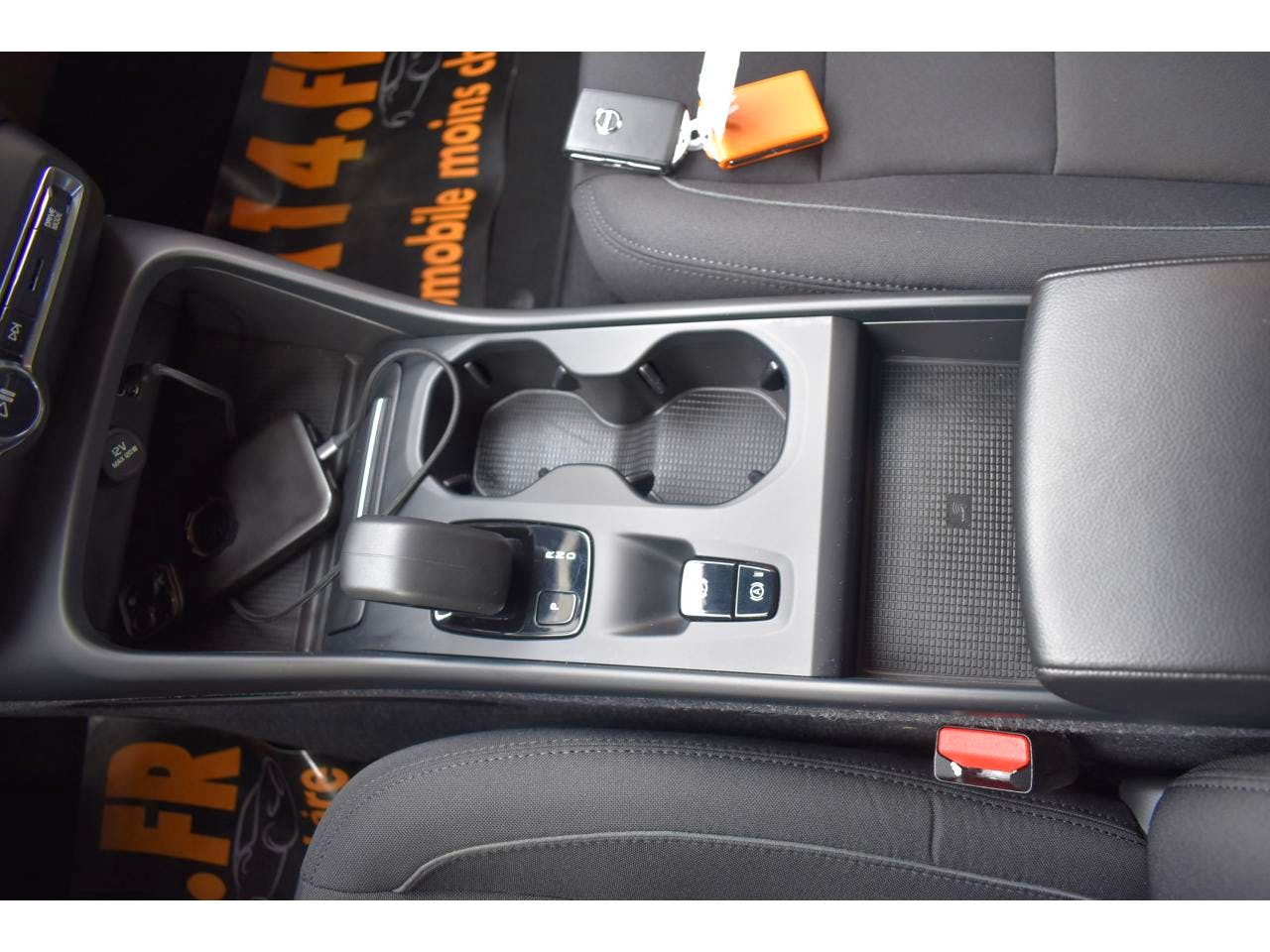 Volvo XC40  T4 Recharge 129+82 ch DCT7 INSCRIPTION BUSINESS occasion - Photo 14