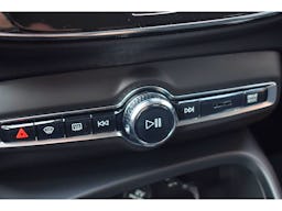 Volvo XC40  T4 Recharge 129+82 ch DCT7 INSCRIPTION BUSINESS occasion - Photo 31