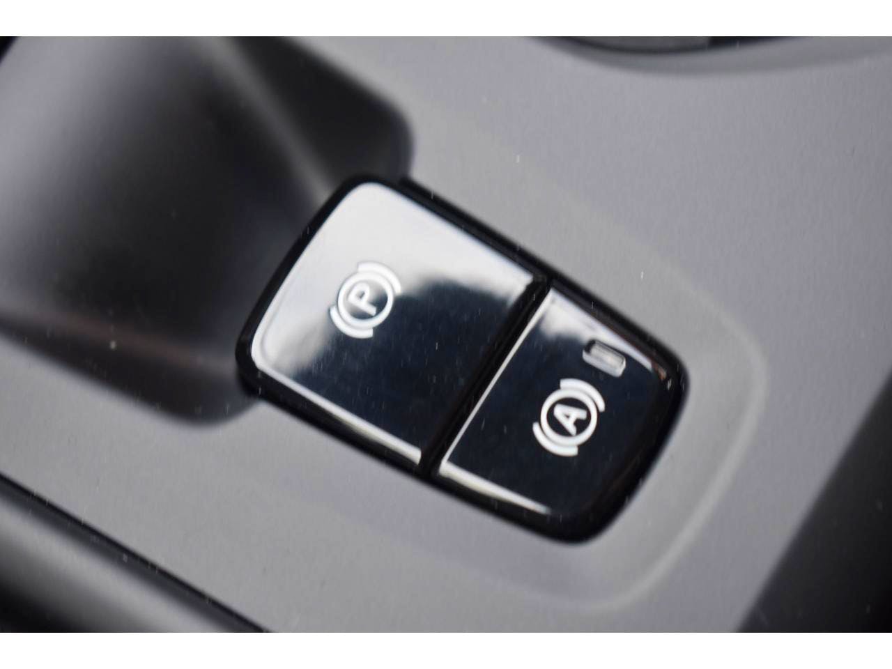Volvo XC40  T4 Recharge 129+82 ch DCT7 INSCRIPTION BUSINESS occasion - Photo 33