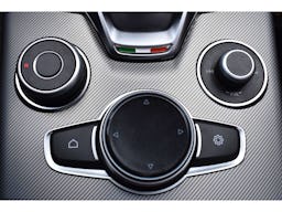 Alfa Romeo Stelvio 2.2 D 160 BVA Sprint PHASE 2 TOIT OUVRANT PANORAMIQUE occasion - Photo 33