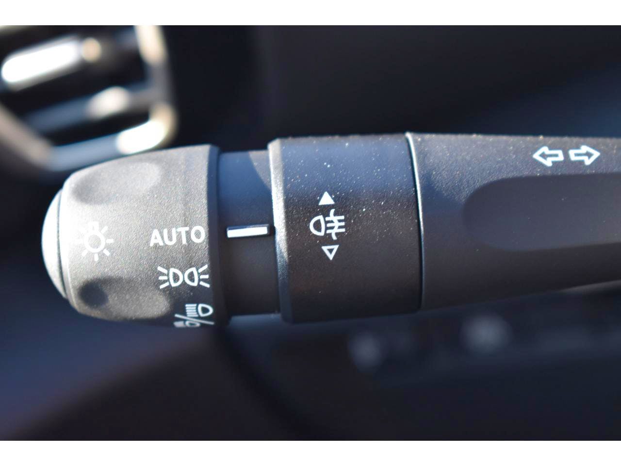 Citroën C4  Hybride 136 e-DCS6 Plus occasion - Photo 25