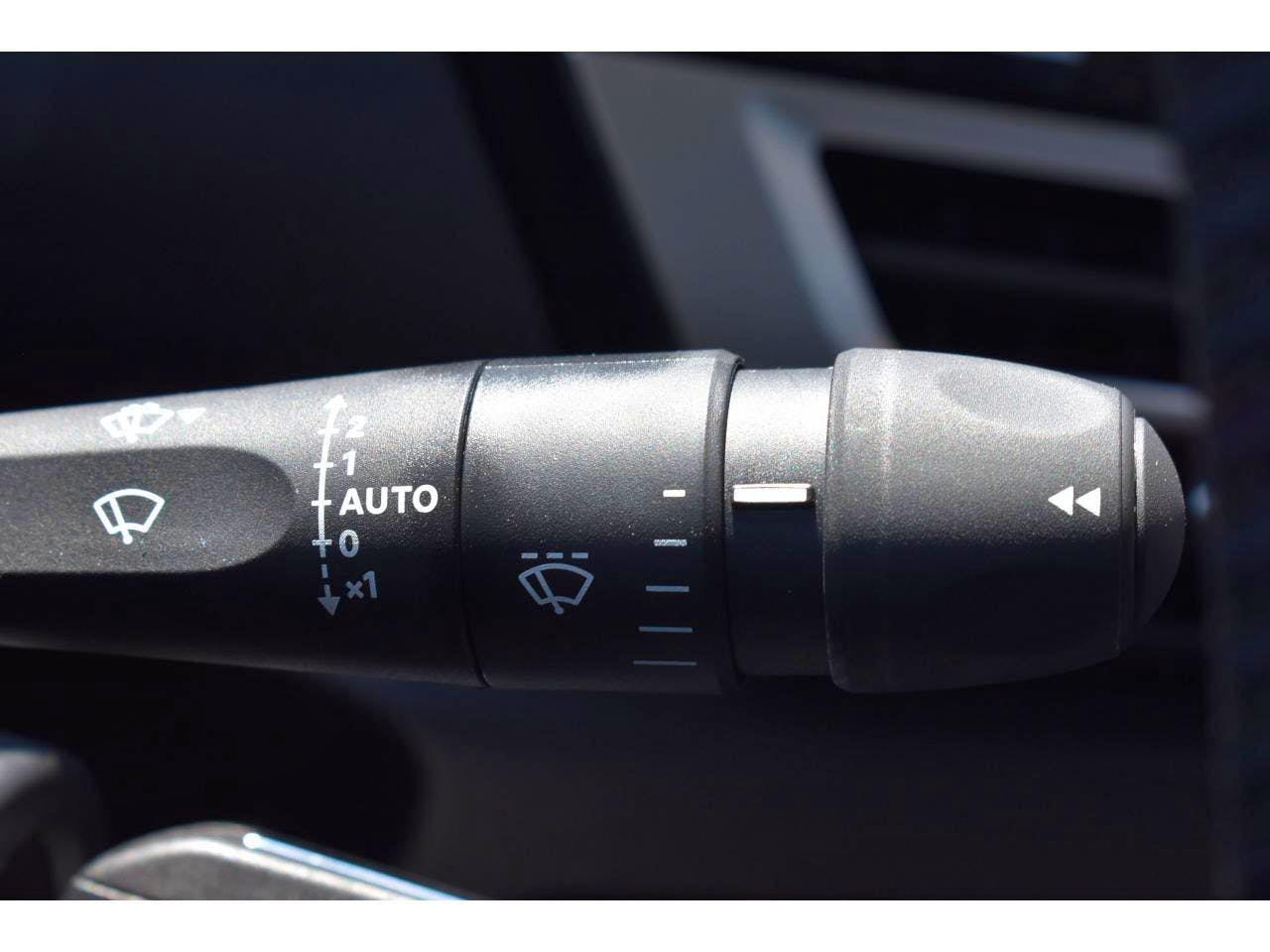 Citroën C4  Hybride 136 e-DCS6 Plus occasion - Photo 26