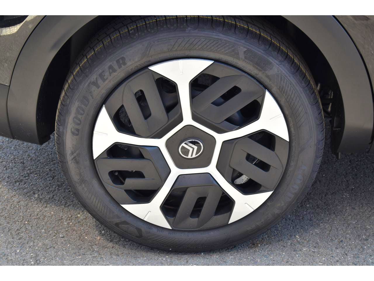 Citroën C4  Hybride 136 e-DCS6 Plus occasion - Photo 37