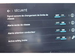 Citroën C4  Hybride 136 e-DCS6 Plus occasion - Photo 30