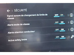 Citroën C4 Hybride 136 e-DCS6 Plus occasion - Photo 30