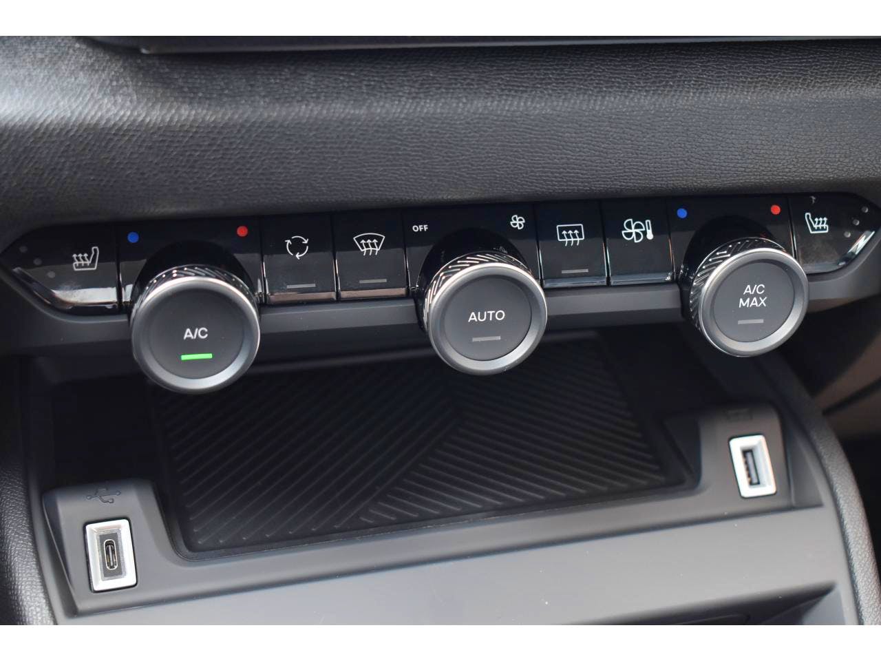 Citroën C4  1.2 HYBRIDE 136CH S&S MAX AUTOMATIQUE occasion - Photo 13