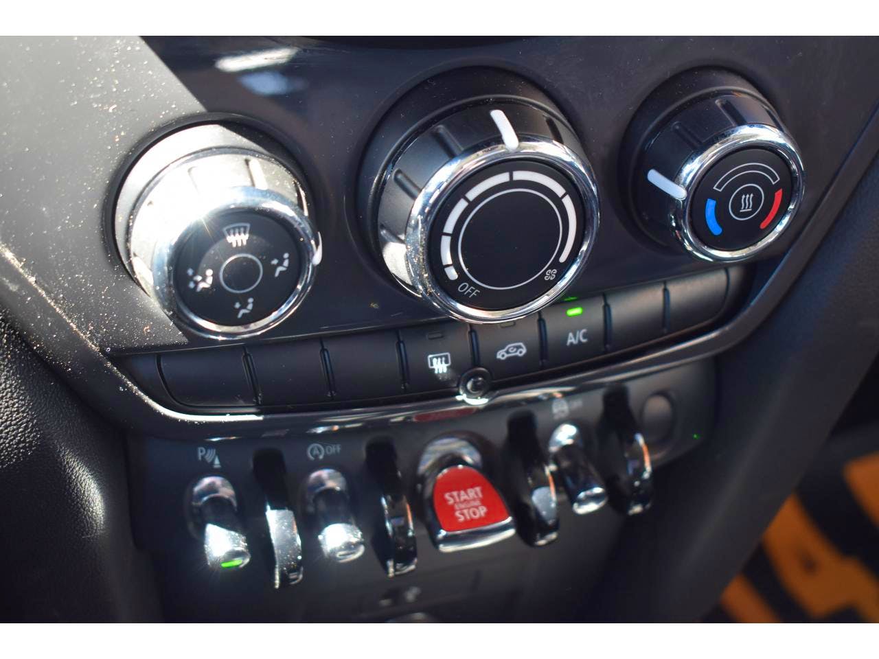 Mini Countryman  Countryman 136 ch BVA7 Cooper Business Design occasion - Photo 13