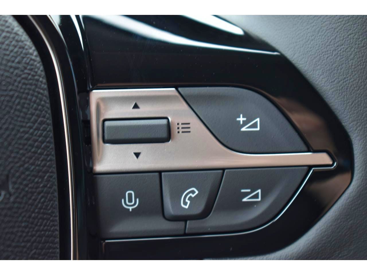 Peugeot 308  PHEV 180CH ALLURE E-EAT8 occasion - Photo 22