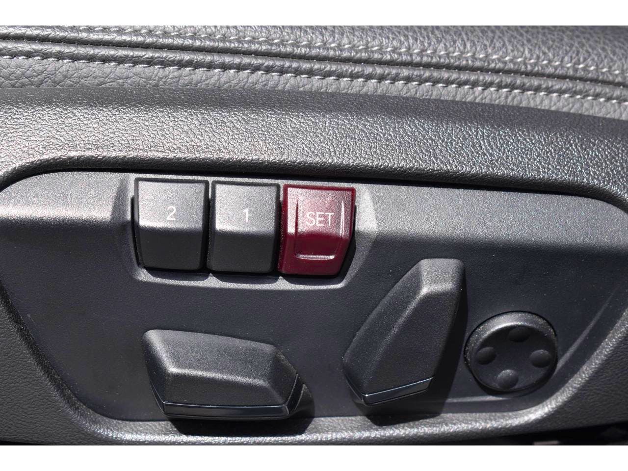BMW X1  xDrive 25e 220 ch BVA6 F48 LCI xLine occasion - Photo 11