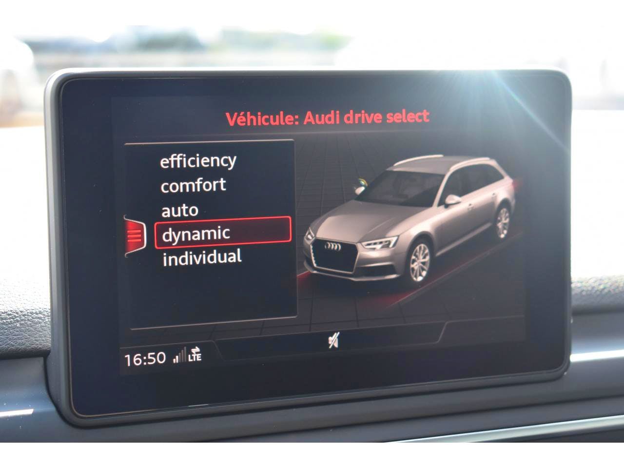 Audi A4 Avant  40 TDI 190 S tronic 7 Quattro Business Line occasion - Photo 31