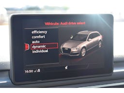 Audi A4 Avant 40 TDI 190 S tronic 7 Quattro Business Line occasion - Photo 31