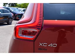 Volvo XC40 T5 Recharge 180+82 ch DCT7 INSCRIPTION + CUIR + CAMERA 360 occasion - Photo 40