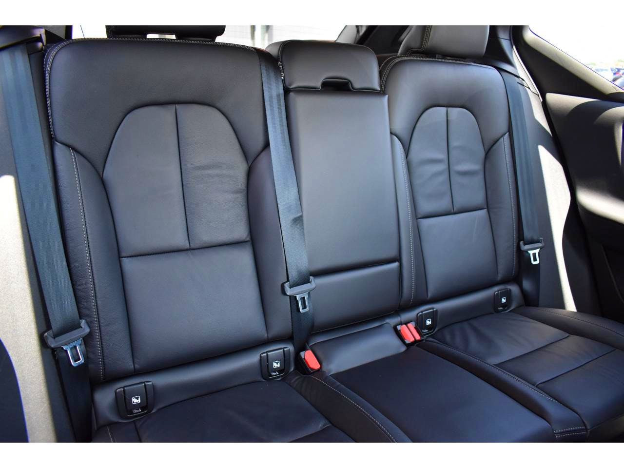 Volvo XC40  T5 Recharge 180+82 ch DCT7 INSCRIPTION occasion - Photo 5