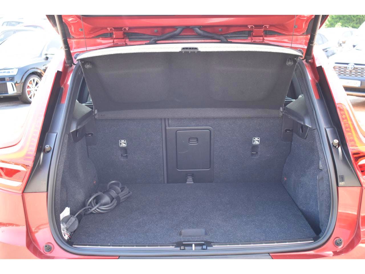 Volvo XC40  T5 Recharge 180+82 ch DCT7 INSCRIPTION occasion - Photo 9