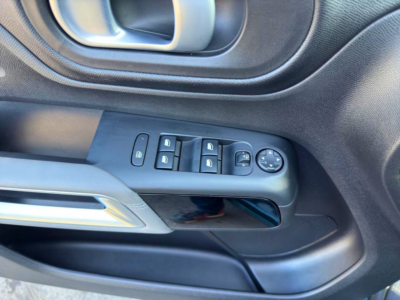 Citroën C5 Aircross  Hybride Rechargeable 225 S&S e-EAT8 Shine occasion - Photo 12