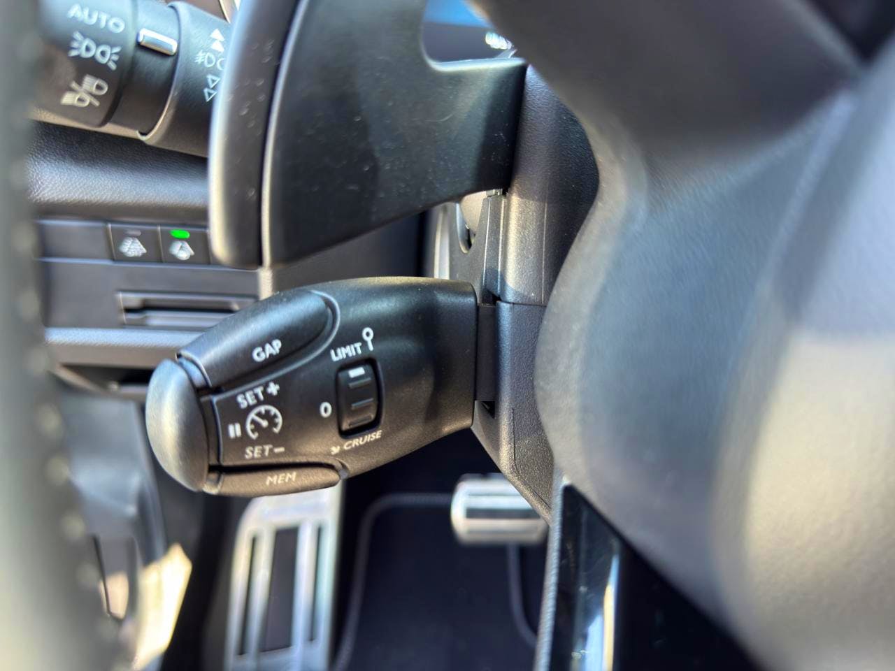 Citroën C5 Aircross  Hybride Rechargeable 225 S&S e-EAT8 Shine occasion - Photo 28