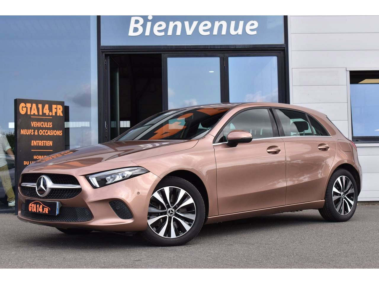 Mercedes Benz Classe A  250 E 160+102CH BUSINESS LINE 8G-DCT 8CV occasion - Photo 1