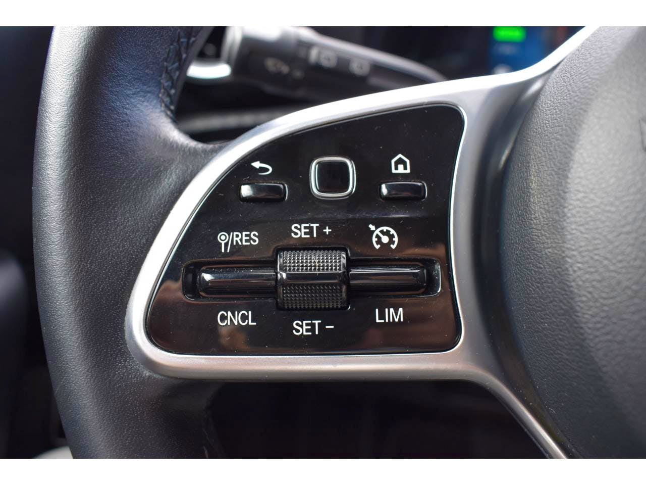 Mercedes Benz Classe A  250 E 160+102CH BUSINESS LINE 8G-DCT 8CV occasion - Photo 17