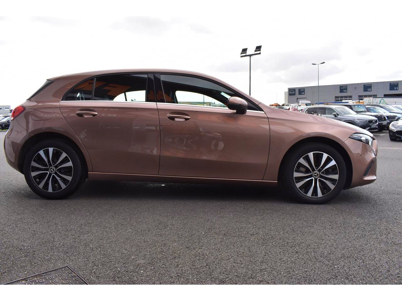 Mercedes Benz Classe A  250 E 160+102CH BUSINESS LINE 8G-DCT 8CV occasion - Photo 3