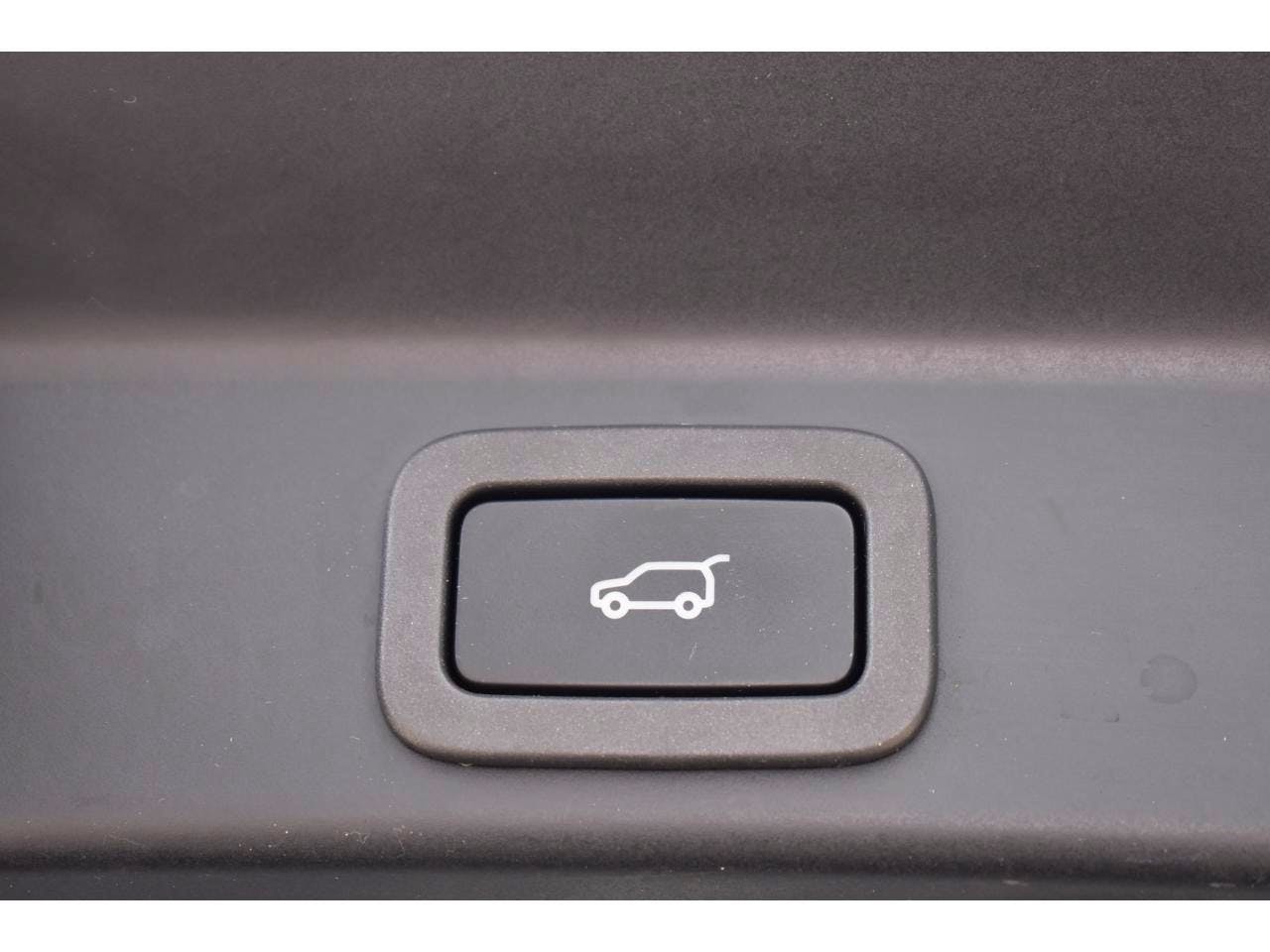 Jaguar F-Pace  P400E PLUG-IN-HYBRID SE BVA8 AWD occasion - Photo 10