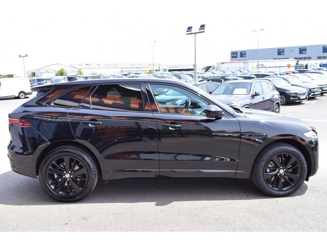 Jaguar F-Pace  P400E PLUG-IN-HYBRID SE BVA8 AWD occasion - Photo 4