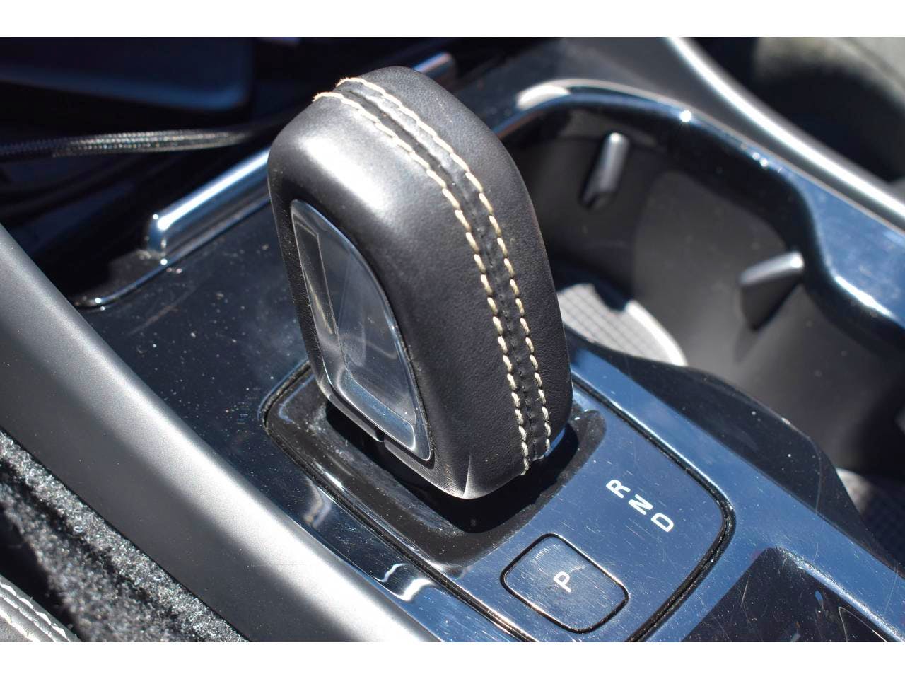 Volvo XC40  T4 Recharge 129+82 ch DCT7 R-Design occasion - Photo 31