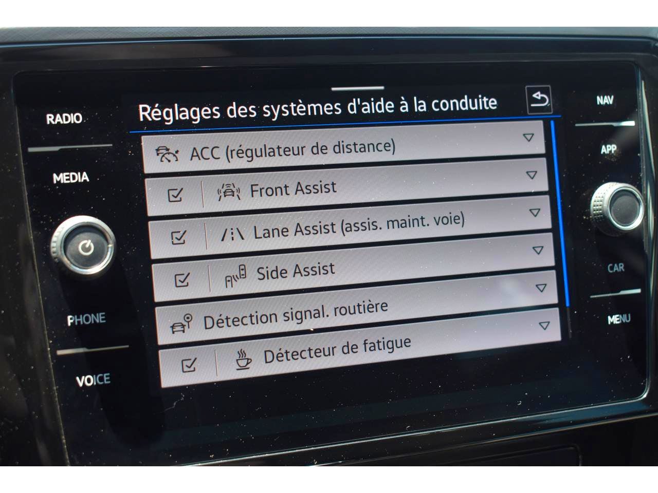 Volkswagen Passat SW  1.4 TSI Hybride Rechargeable DSG6 GTE Business occasion - Photo 27
