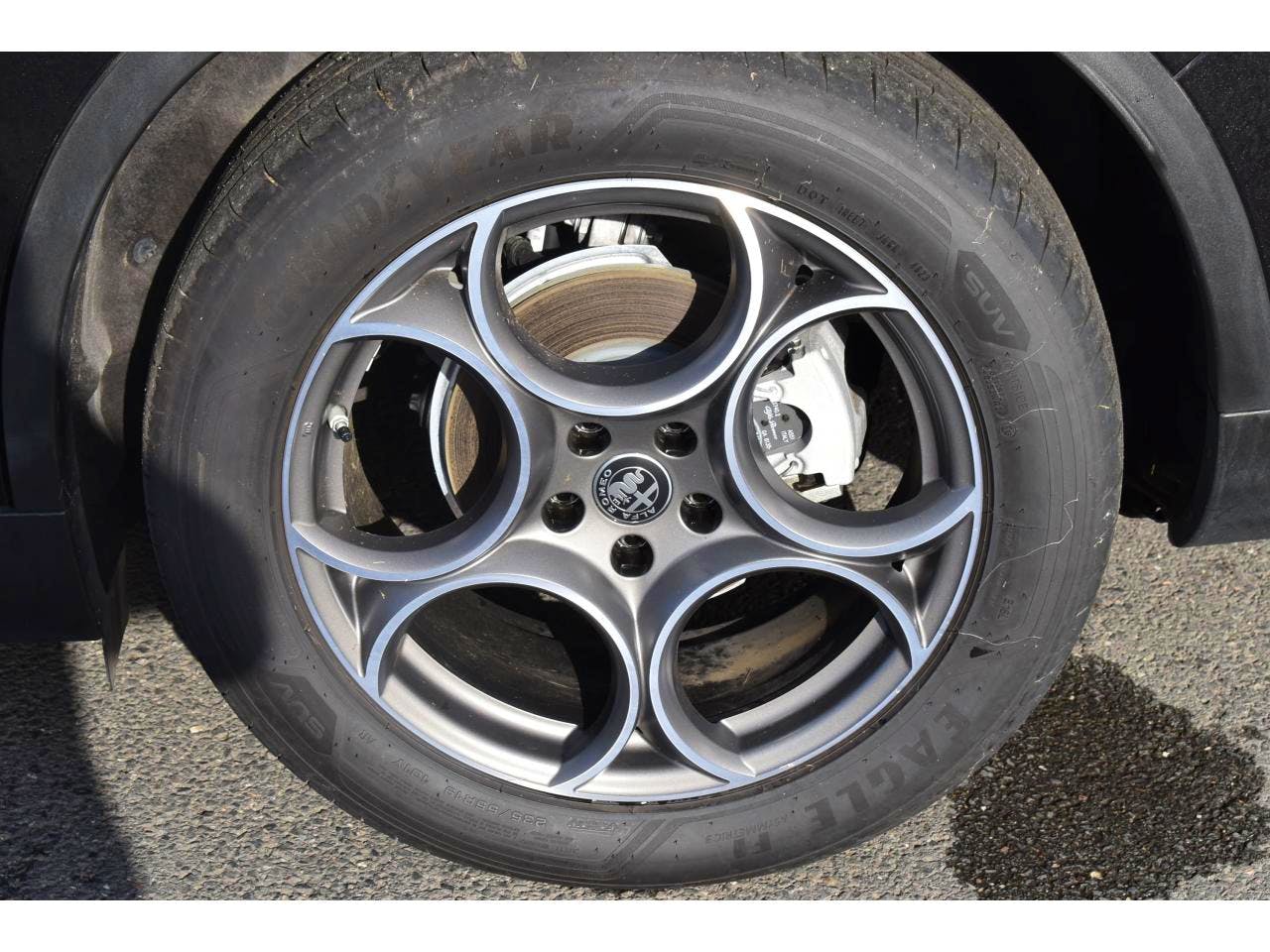 Alfa Romeo Stelvio  2.2 160 ch AT8 Sprint toit ouvrant panoramique occasion - Photo 35
