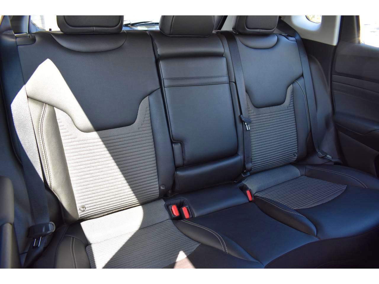 Jeep Compass  1.5 Turbo T4 e-Hybride - 130 - BVR 4x2  2017 Altitude PHASE 2 occasion - Photo 5