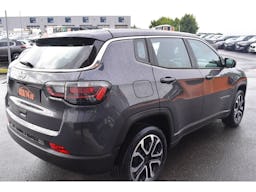 Jeep Compass  1.5 Turbo T4 130 ch BVR7 e-Hybrid Altitude occasion - Photo 2