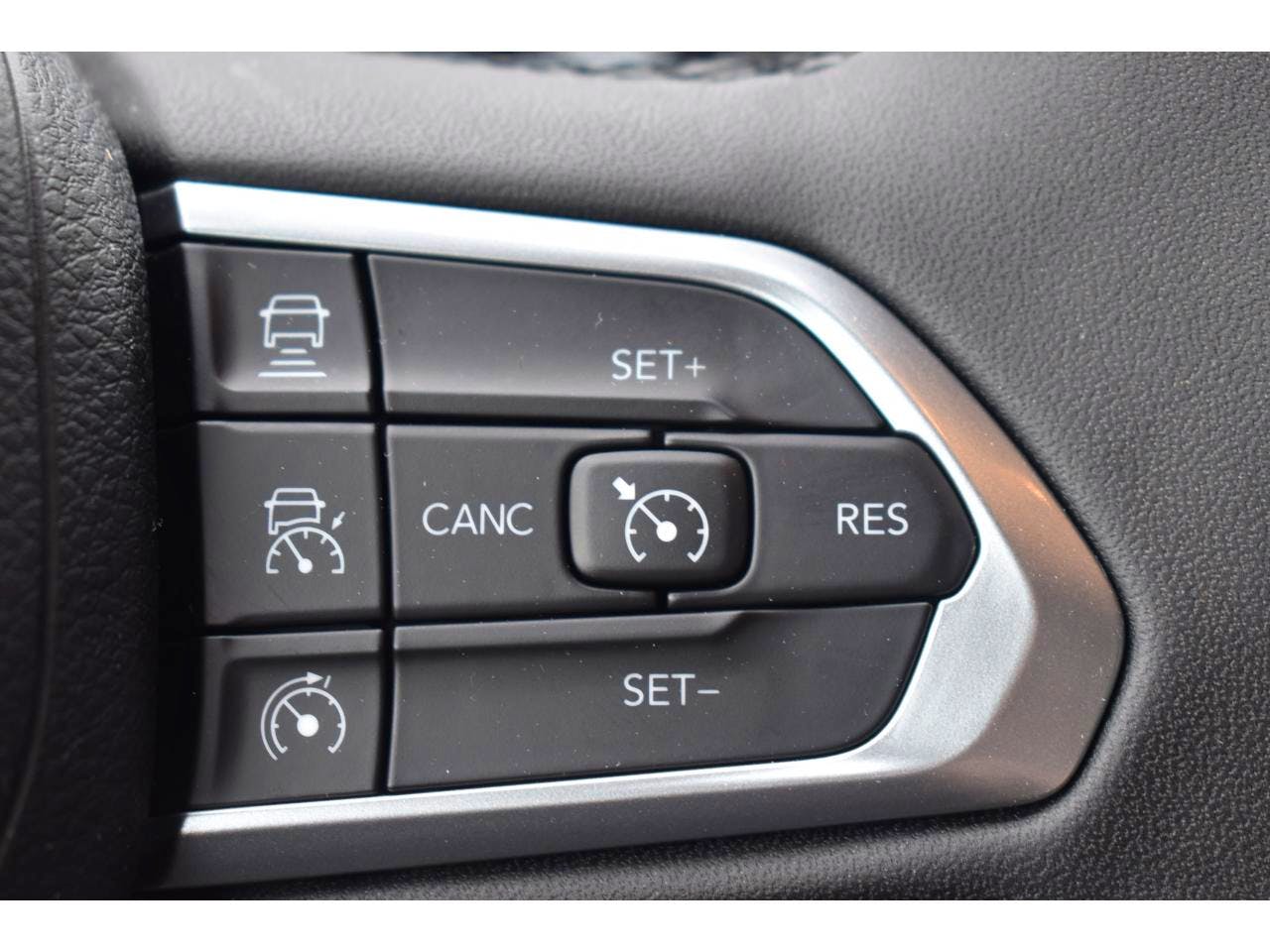 Jeep Compass  1.5 Turbo T4 130 ch BVR7 e-Hybrid Altitude occasion - Photo 23