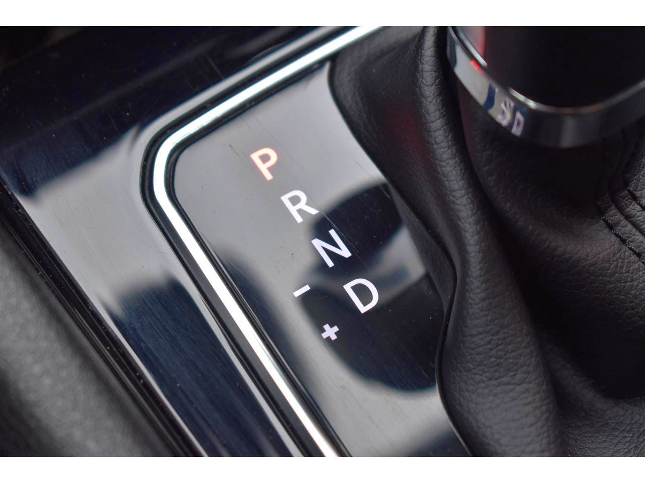 Jeep Compass  1.5 Turbo T4 130 ch BVR7 e-Hybrid Altitude occasion - Photo 29
