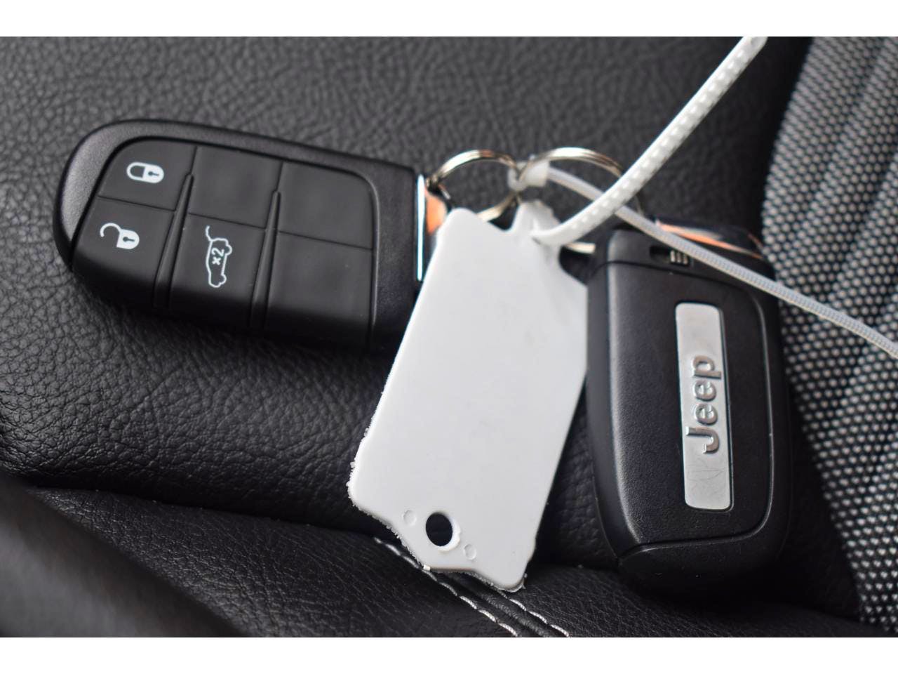 Jeep Compass  1.5 Turbo T4 130 ch BVR7 e-Hybrid Altitude occasion - Photo 32