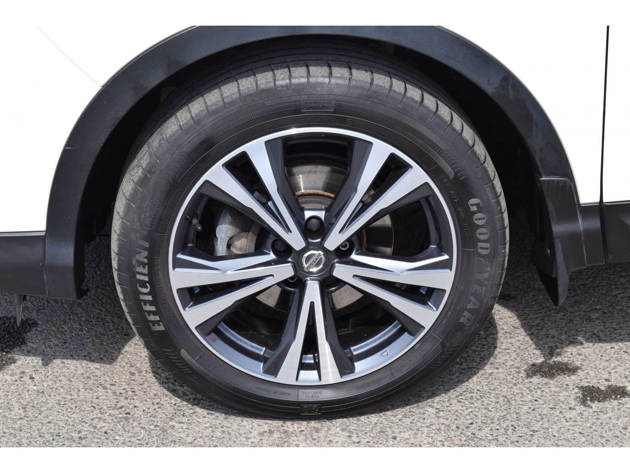 Nissan Qashqai  1.2 DIG-T - 115 - BV X-Tronic  N-Connecta occasion - Photo 16