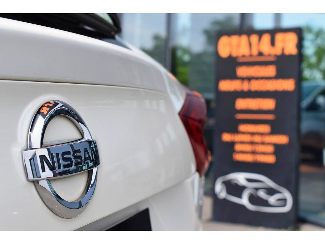 Nissan Qashqai  1.2 DIG-T - 115 - BV X-Tronic  N-Connecta occasion - Photo 19