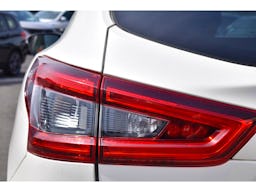 Nissan Qashqai  1.2 DIG-T - 115 - BV X-Tronic  N-Connecta occasion - Photo 37