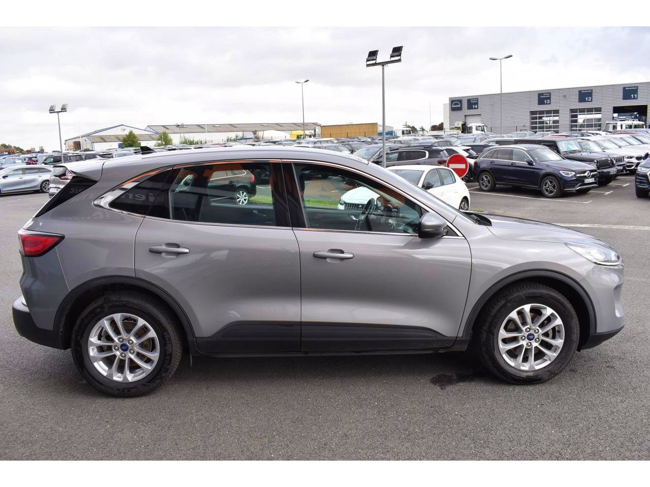 Ford Kuga  1.5 EcoBlue 120 S&S BVM6 Titanium occasion - Photo 4