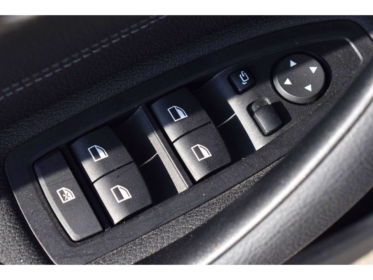 BMW X1  xDrive 25e 220 ch BVA6 F48 LCI xLine occasion - Photo 21