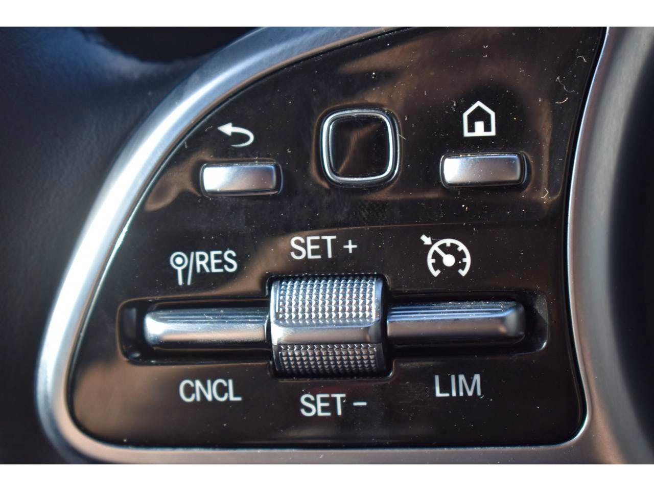 Mercedes Benz Classe GLA  250 e 8G-DCT Business Line occasion - Photo 22