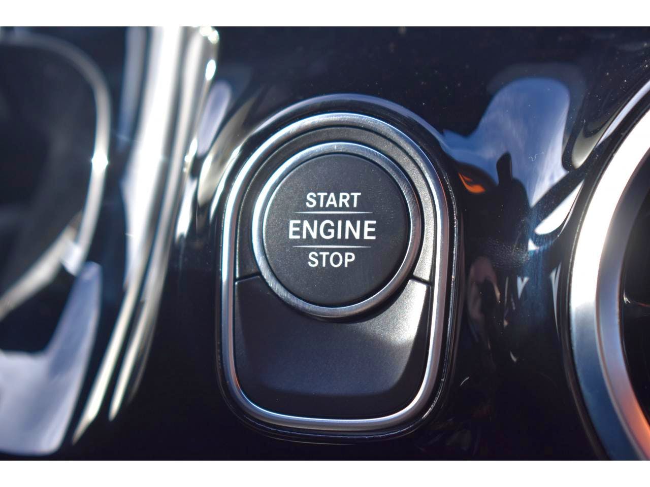 Mercedes Benz Classe GLA  250 e 8G-DCT Business Line occasion - Photo 28