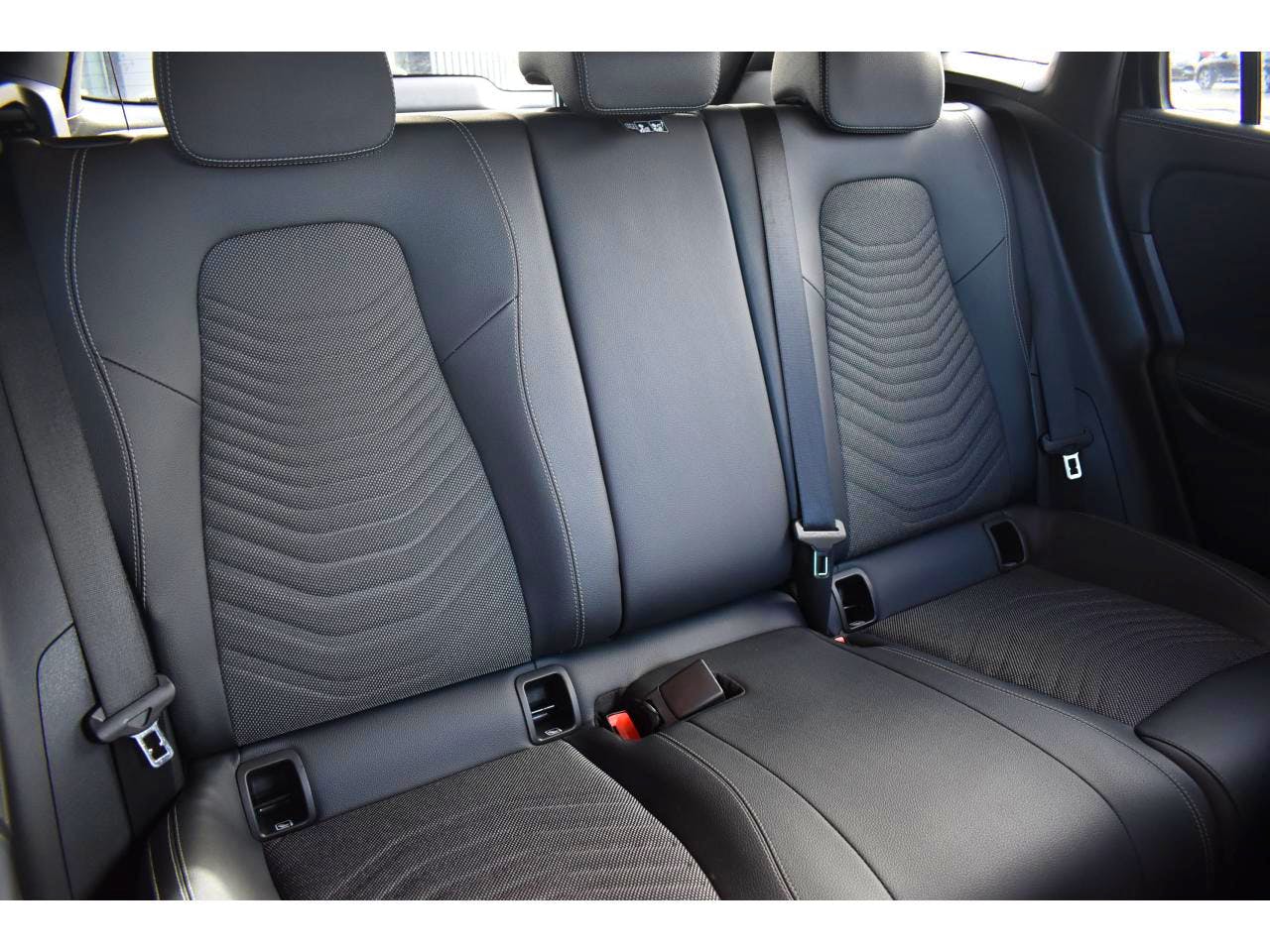 Mercedes Benz Classe GLA  250 e 8G-DCT Business Line occasion - Photo 5