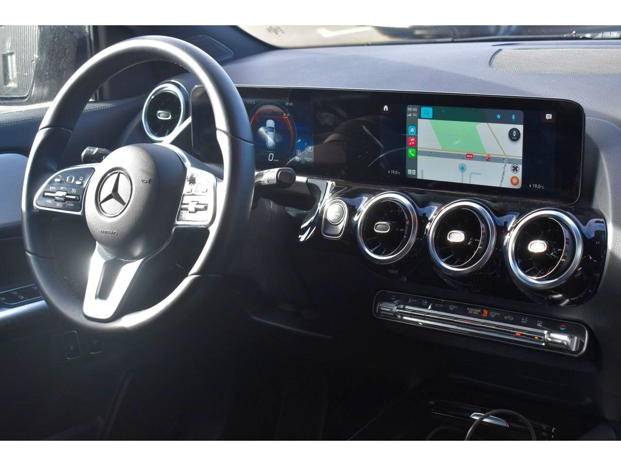 Mercedes Benz Classe GLA  250 e 8G-DCT Business Line occasion - Photo 6