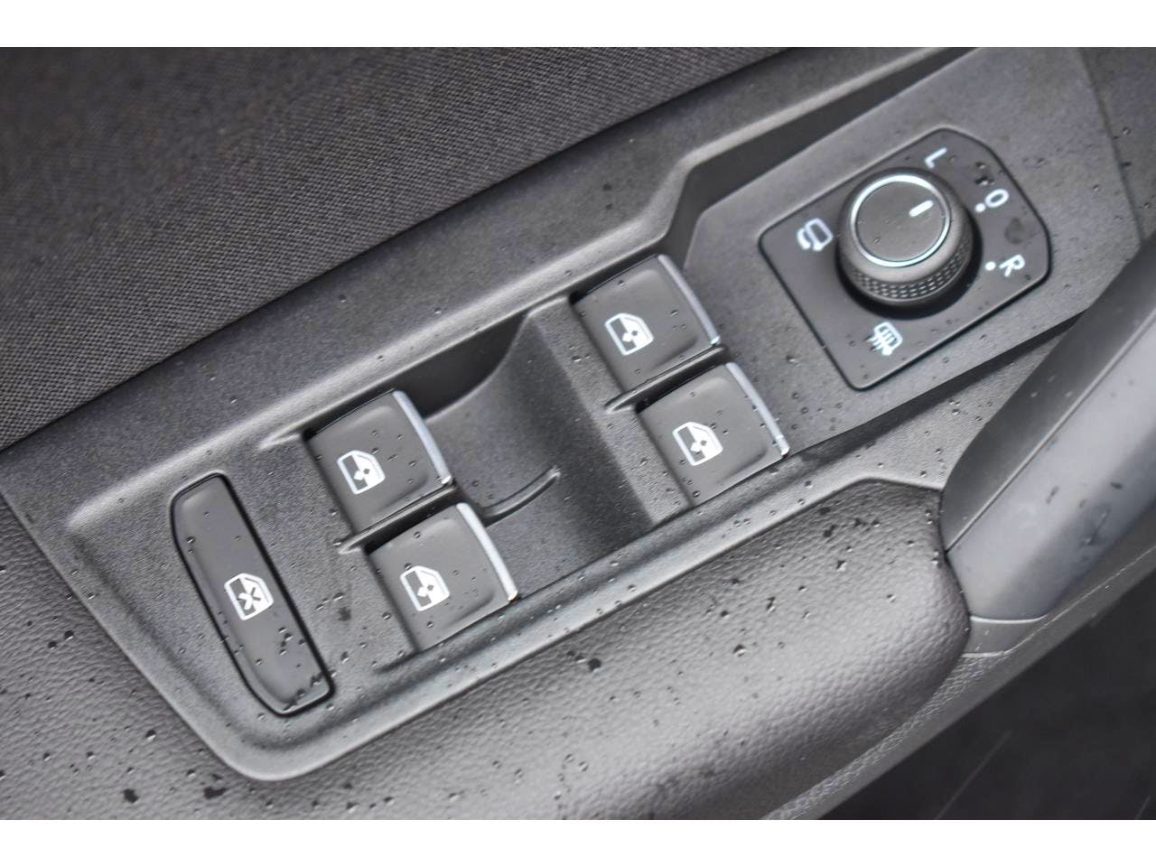 Volkswagen Tiguan  1.5 TSI 150ch DSG7 Elegance occasion - Photo 11