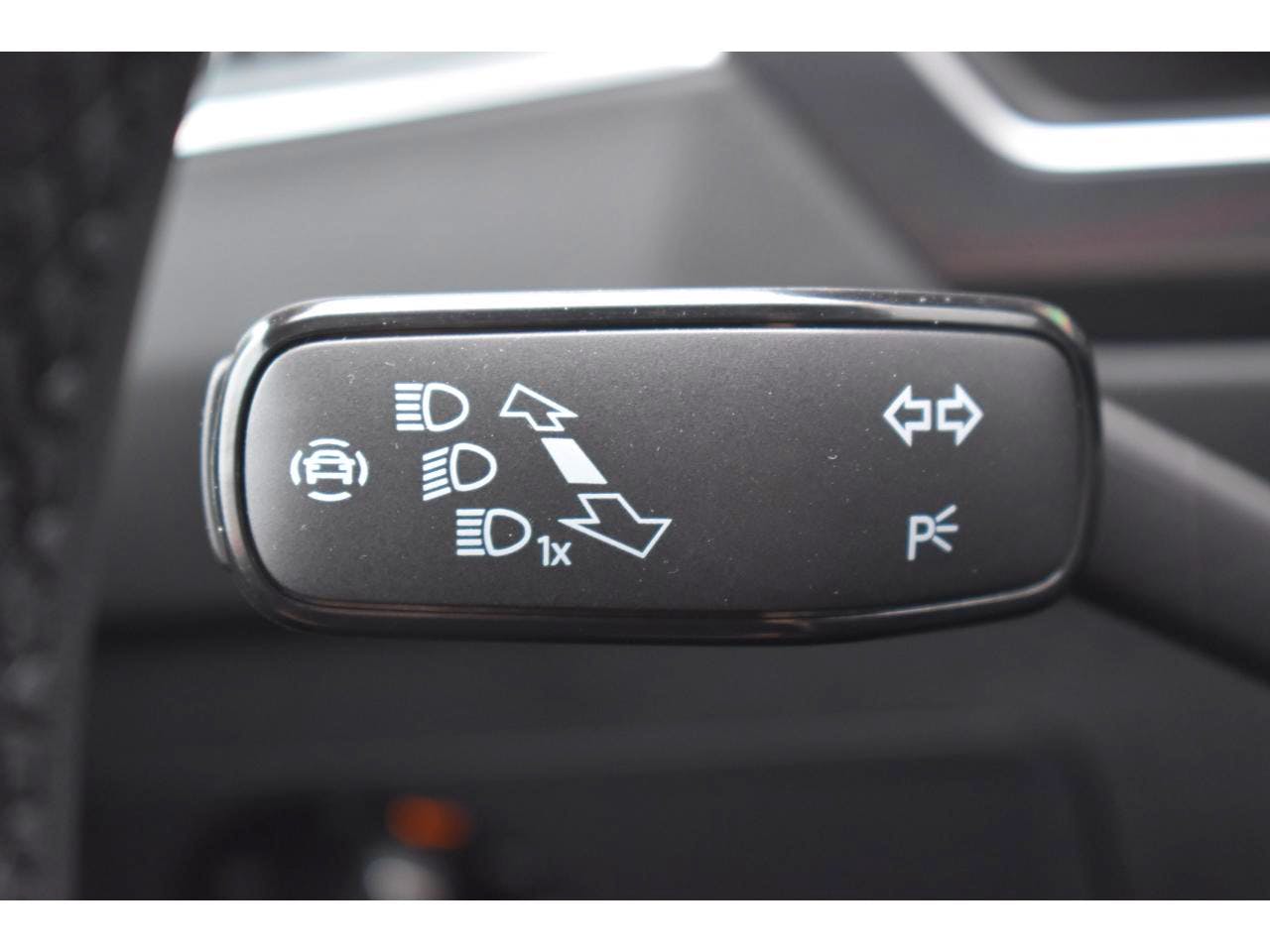 Volkswagen Tiguan  1.5 TSI 150ch DSG7 Elegance occasion - Photo 25