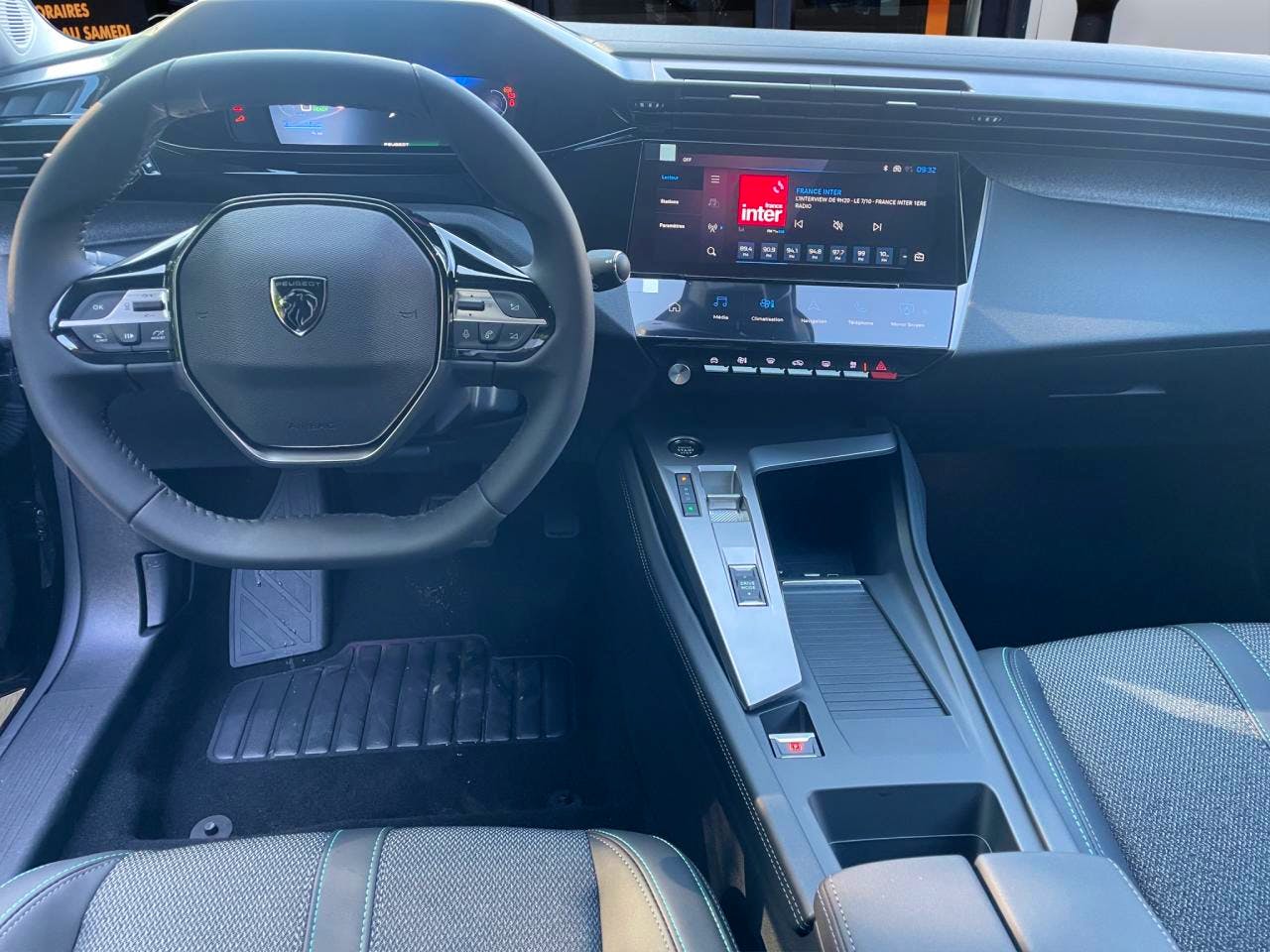 Peugeot 308  54 kWh 156ch Allure occasion - Photo 11