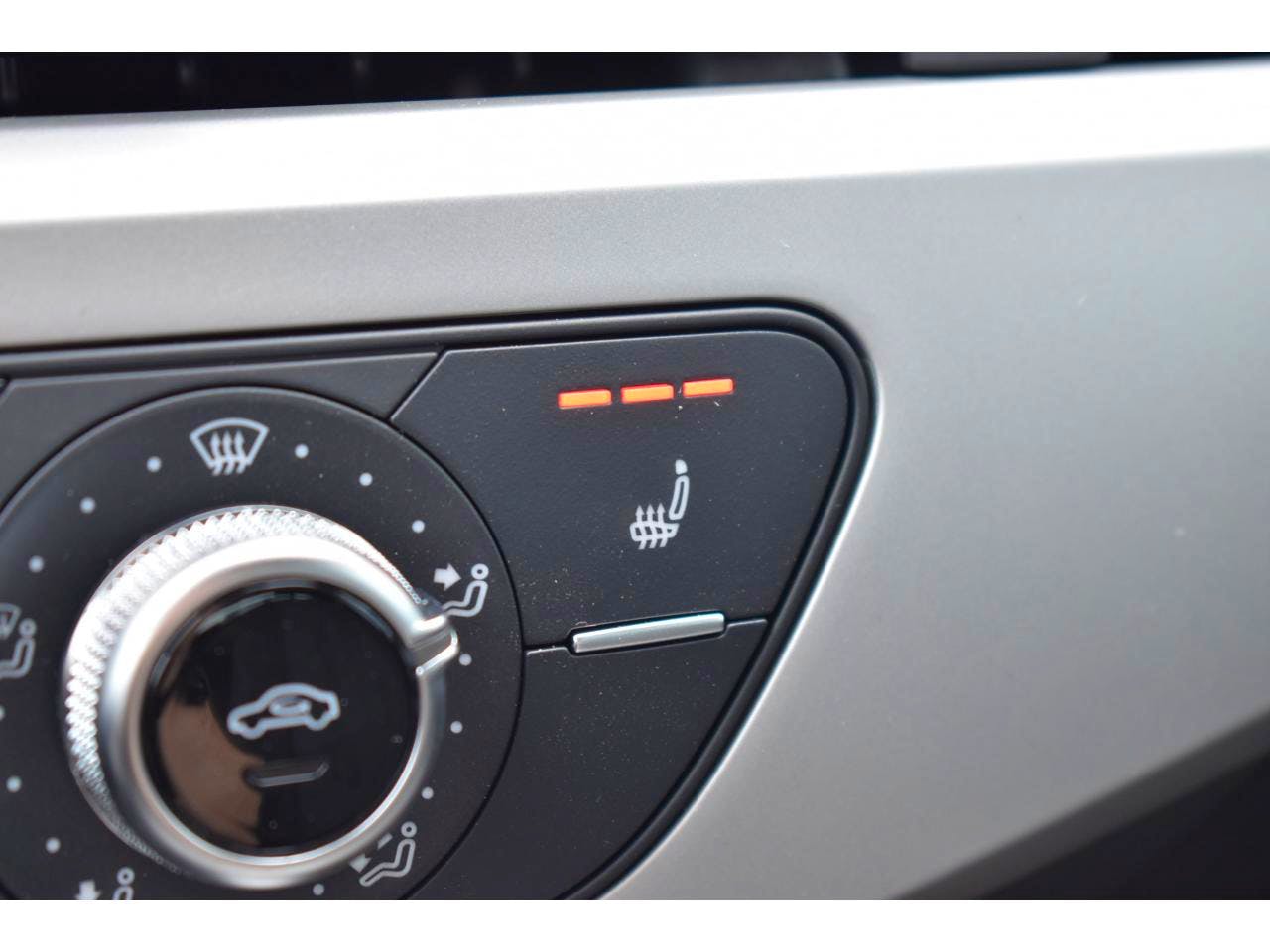 Audi A4  A4 35 TFSI 150 S tronic 7 Business Executive occasion - Photo 32
