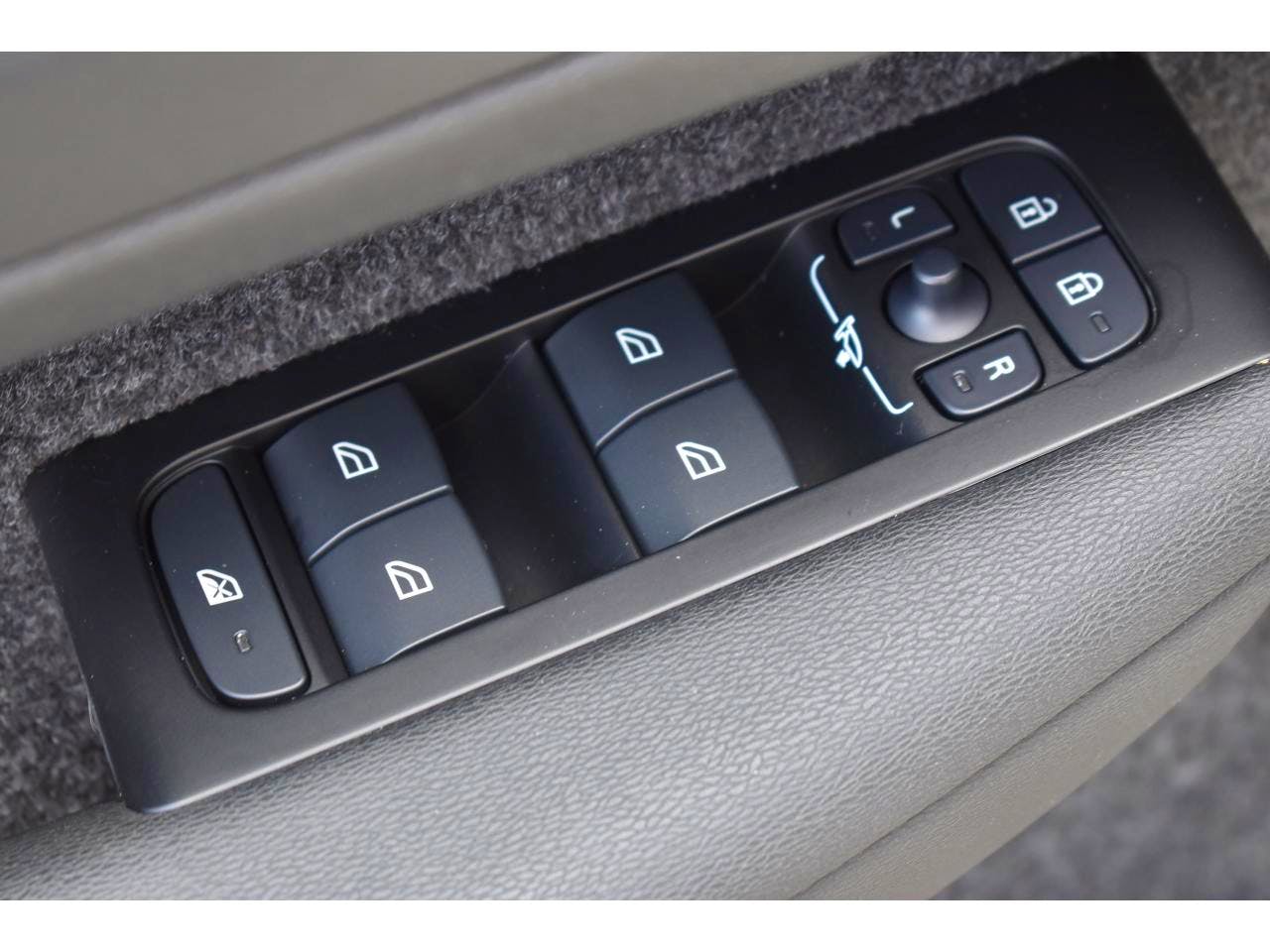 Volvo XC40  T4 Recharge 129+82 ch DCT7 Start occasion - Photo 11